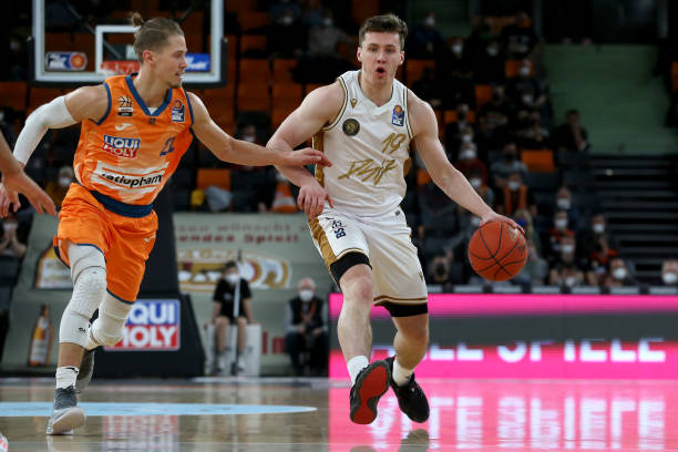 艺术与力量 艺术与力量