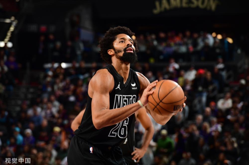 背景出发去 背景出发去