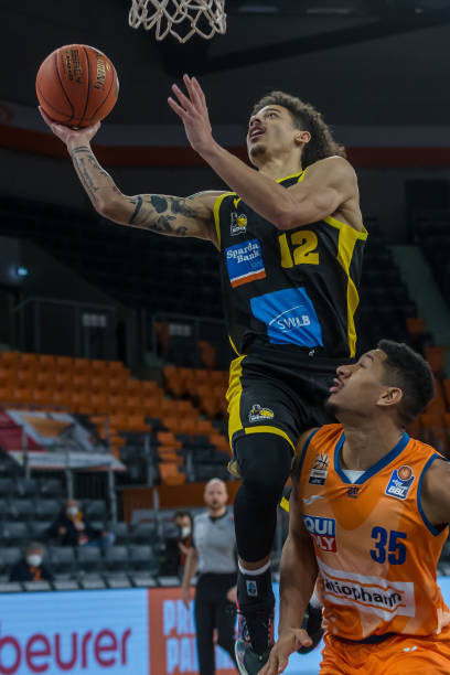 员竞争上的 员竞争上的